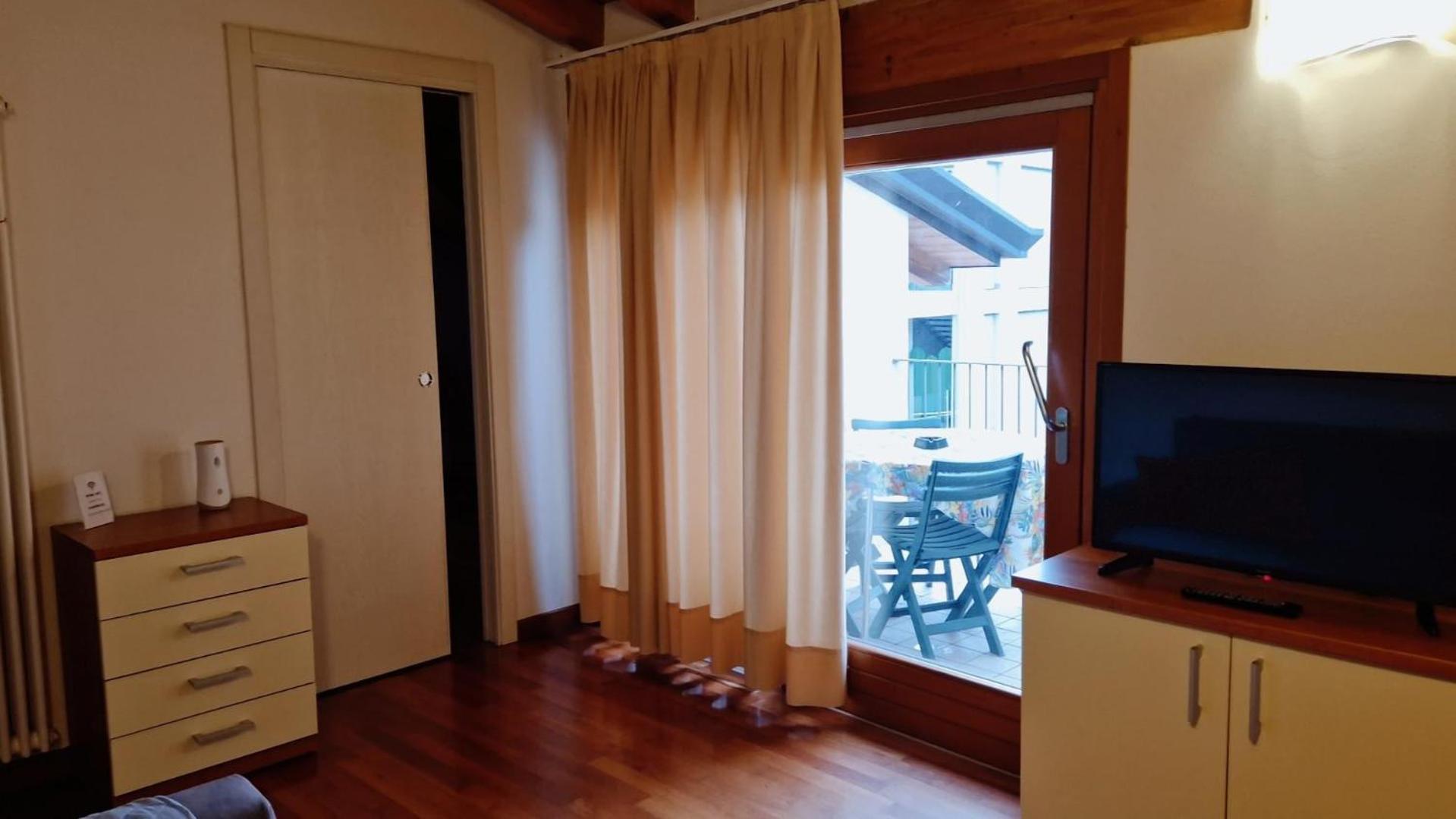 Apartments Tony In Bardolino Zimmer foto