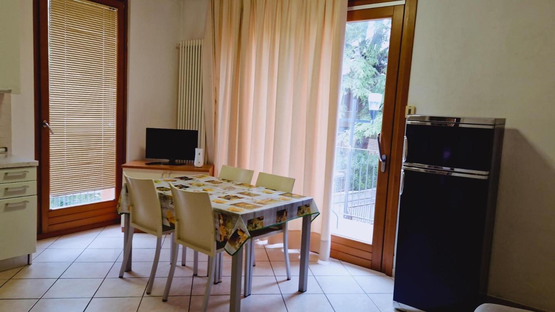 Apartments Tony In Bardolino Zimmer foto